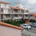 Ferienhaus Fuer Acht Personen By Interhome *