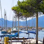 Fuer Acht Personen By Interhome Saint-Cyprien (Pyrenees-Orientales)