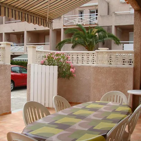 Fuer Acht Personen By Interhome Ferienhaus Saint-Cyprien (Pyrenees-Orientales)