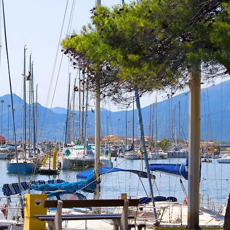 Fuer Acht Personen By Interhome Saint-Cyprien (Pyrenees-Orientales)